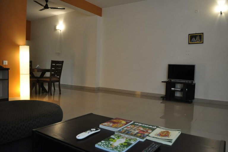 Living area 2, Jyothi Suites, Tiruchirappalli