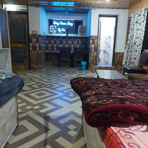 Others, Bing Homestay, Srinagar
