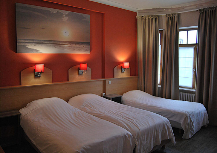 Bedroom 2, Hotel Montana, West-Vlaanderen