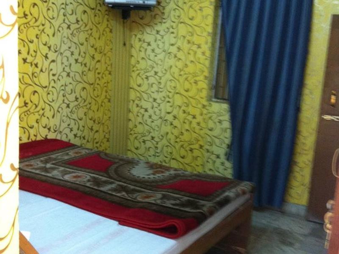 Bedroom 3, Hotel Saniya Palace, Agra