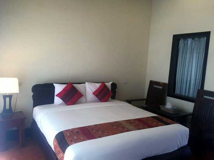 Bedroom 2, Pon Arena Hotel, Khong