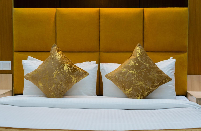 5, Crystal Heritage Inn, Dhaka