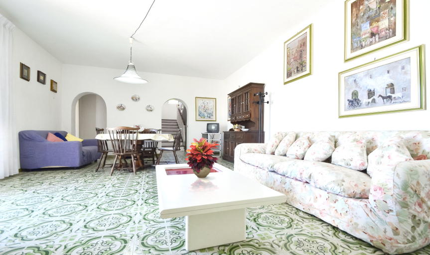 Living Room 2, Villa Luisa, Napoli