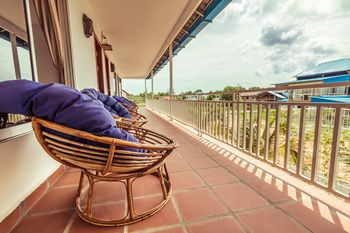 Others 5, Oasis in Otres, Sihanoukville