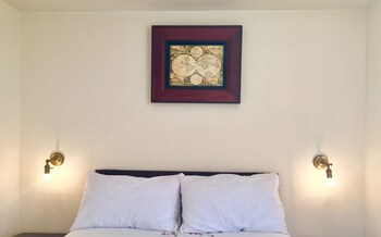 Others 5, Beresford Road London Rooms, London
