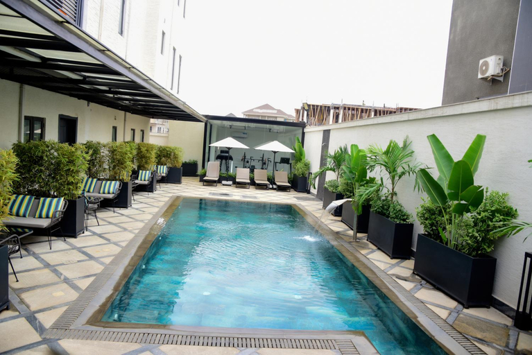 Swimming pool 5, The AURA SERVICED APARTMENTS ABUJA, AbujaMun