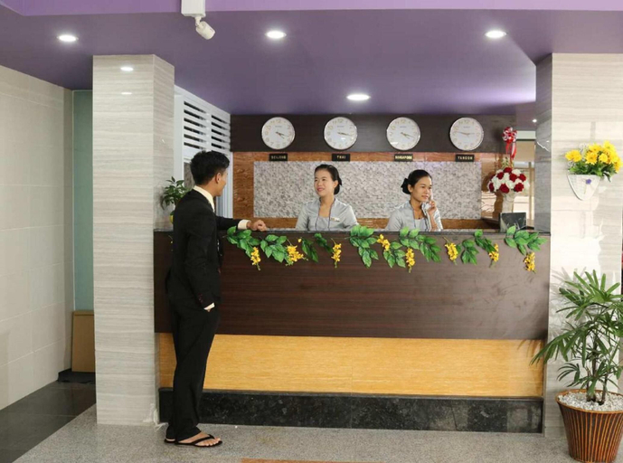 Public Area 2, Hotel San Taw Win, Bassein