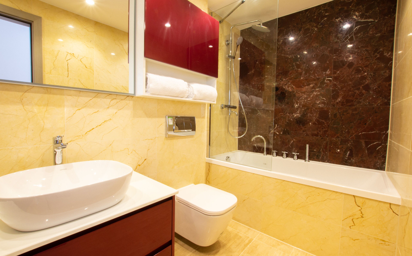Bathroom 5, Charles Hope London Kew Bridge, London