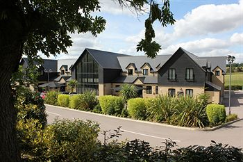 Others 2, The Sharnbrook Hotel, Bedfordshire