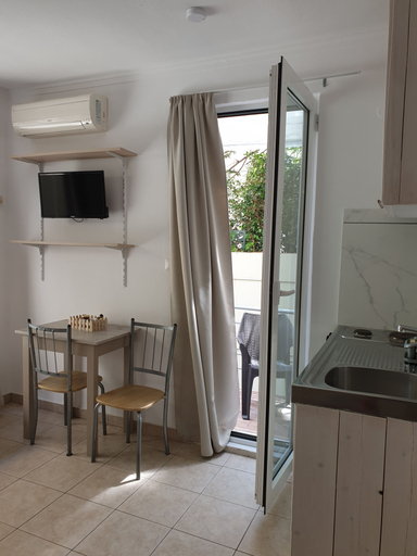 Room 5, City Center Studios, Crete