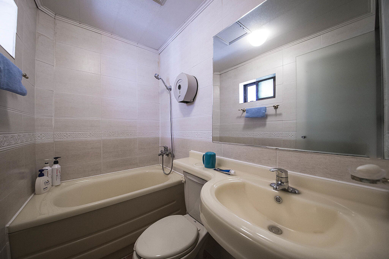 Bathroom, Wangsipri Mir, Seongdong