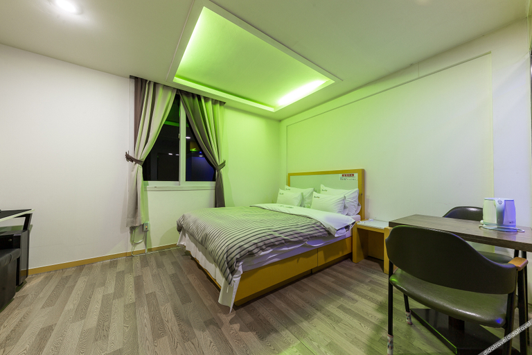 Bedroom 2, Nonsan Ten Pro Self Check-in Motel, Nonsan