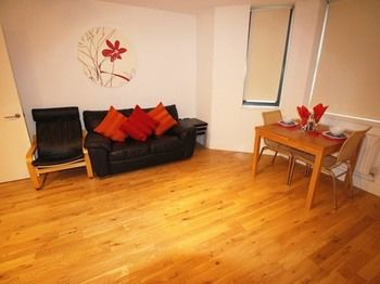 Others 3, Westciti Croydon Serviced Apartments, London