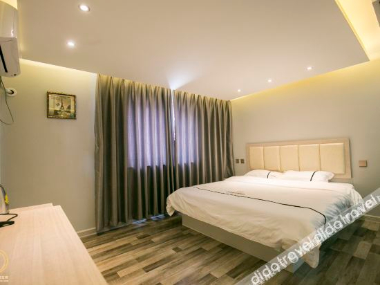 Logo 5, Time Theme Hotel, Qingdao