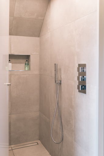 Bathroom 3, SeaBeds Luxury Lookouts with Hot Tubs, Highland