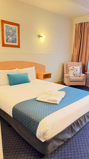 Bedroom 2, Parkville Motel, Melbourne