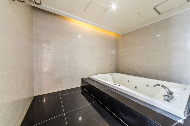 Bathroom 3, Seocho Jasmin, Seocho