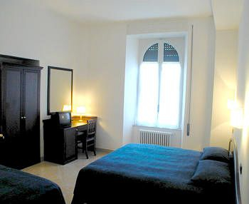 Others 4, Hotel Bonazzi, Perugia