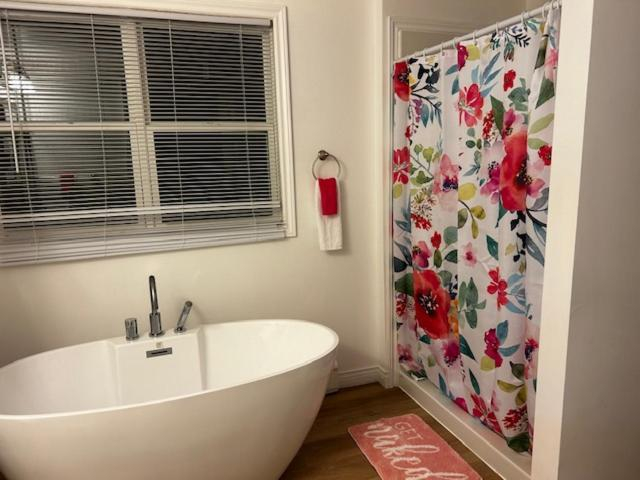 Bathroom 3, The Marmalade Motel, Halifax