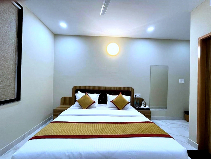 Others 5, Hotel Vrinda Niddhivan- near Prem mandir, Mathura
