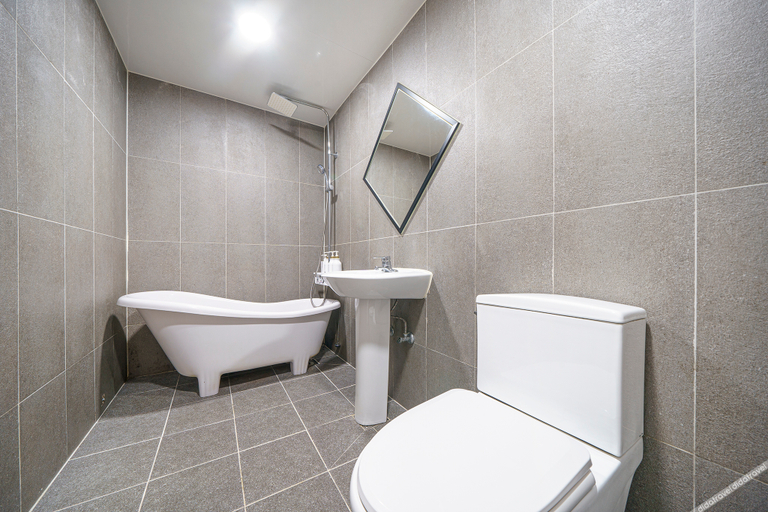 Bathroom 5, Gwangju Chungjang-ro First Boutique Hotel, Buk