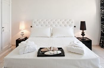 Others 2, Hotel I Somaschi, Cuneo