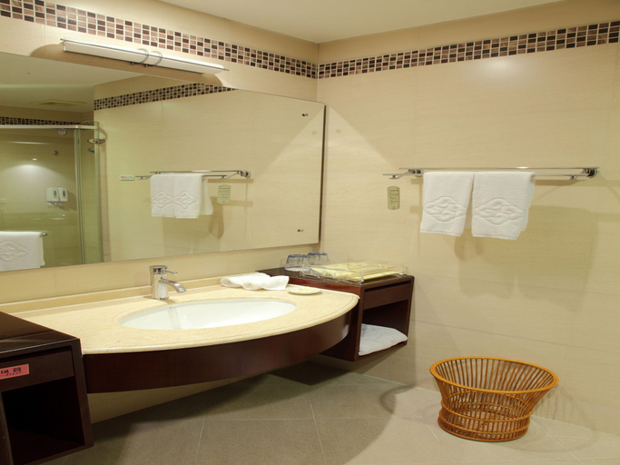 Bathroom, Zhongshan Leeko Hotel, Zhongshan