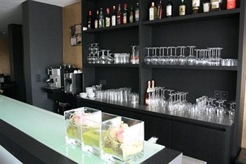 Others 5, Hotel Essenza, Antwerpen