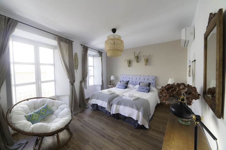 Others 3, Green-Apartments Mansion Blue Catedral, Sevilla