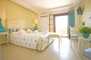Others 3, Magic Hotel, Thessaly