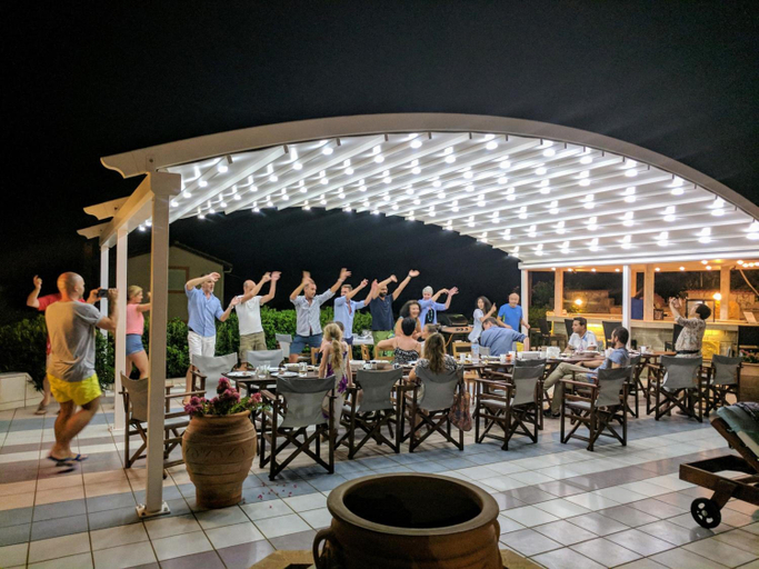 Food & Drinks, Evalia Apts, Crete