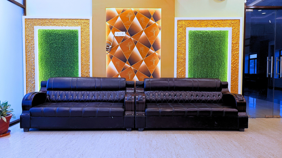 Public Area 2, Trayamb Inn by Asapian Hotels, Faizabad