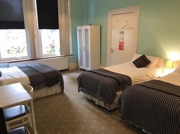 Others 4, The Caspian Hotel, London