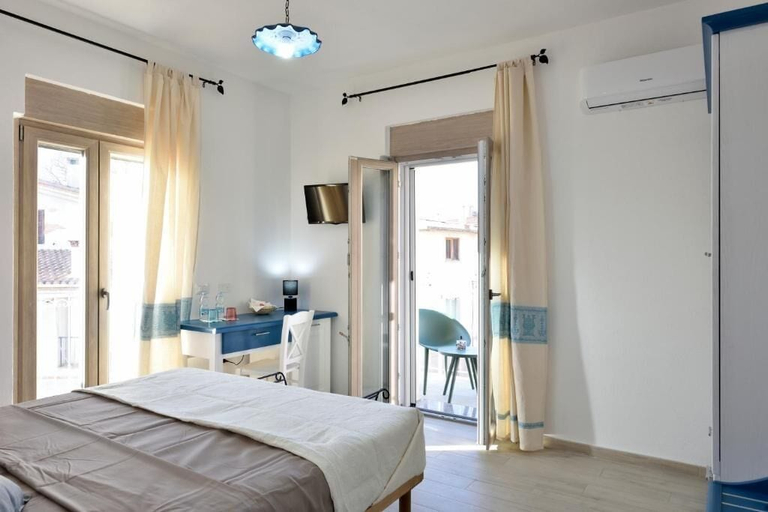 Room 4, Inah Boutique Rooms, Nuoro