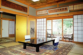 Others 2, Henjoukoin, Kōya