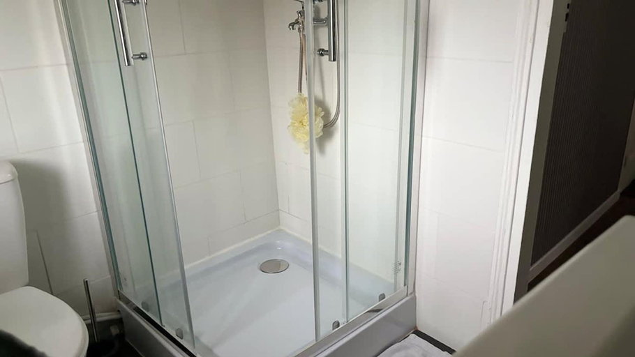 Room 3, T2 Proche du CH d Arras, Pas-de-Calais