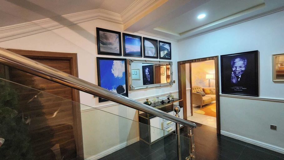 Interior 3, The Waves Apartment, Surulere