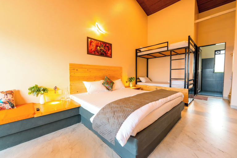 Room 5, Aavaas Farm Hostel, Nashik
