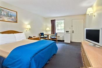 Others 3, Travelodge Suites by Wyndham MacClenny/I-10, Baker
