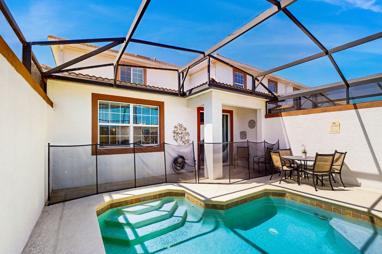 Terrace/patio, End-unit Townhome w/ Private Pool & Resort Water Park - Dog-friendly, Osceola