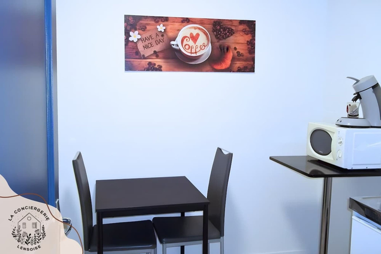 Room 4, Chez Serge N 102 Wifi Parking Gratuit 2pers, Pas-de-Calais