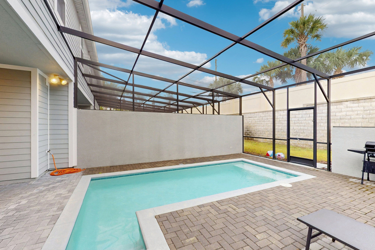 Pool 3, Charming Townhome With Private Pool, Lanai, & Washer/dryer, Polk
