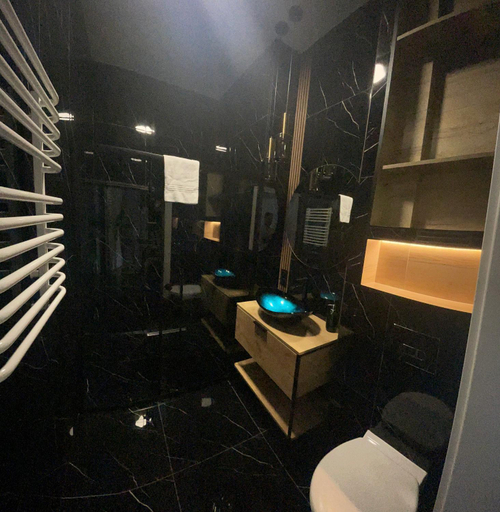 Bathroom 2, Przystanek Karpacz, Jelenia Góra