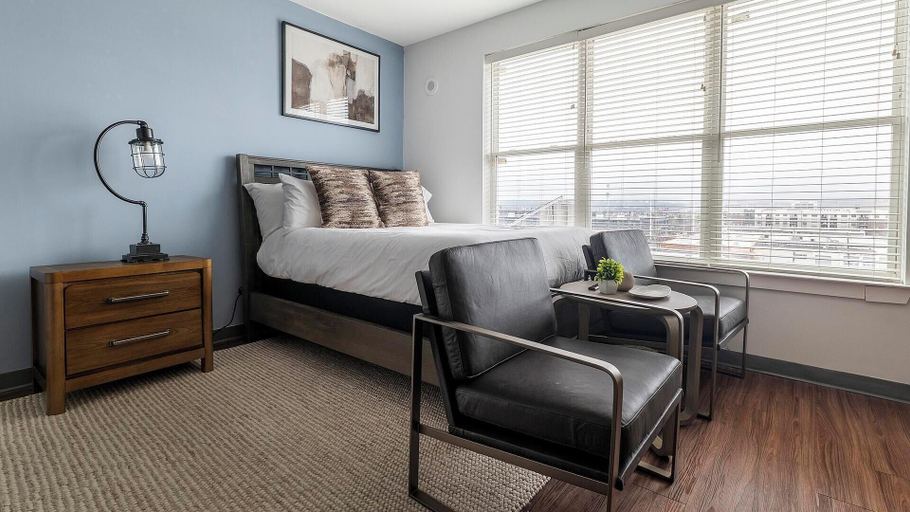 Room 4, Landing Apartments near Downtown and UAB, Jefferson
