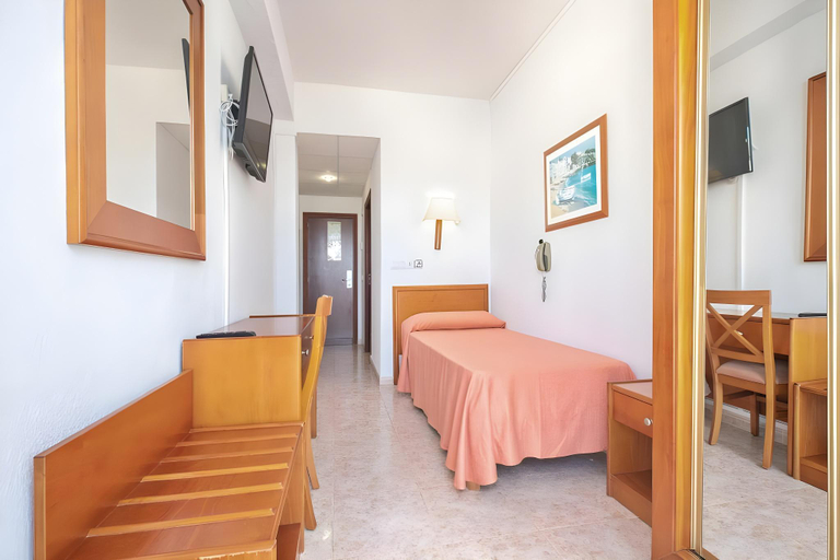 Bedroom 3, BLUESEA Piscis - Adults Only, Baleares