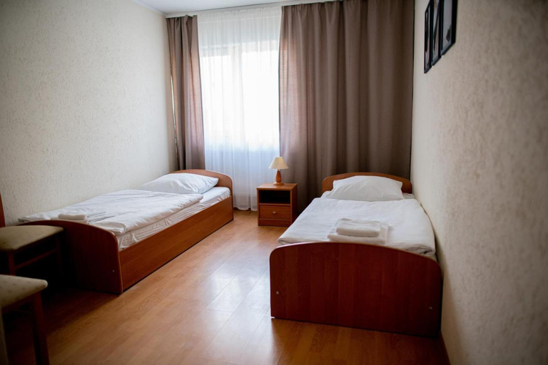 Bedroom 2, Babilon Krzeszow, Nisko