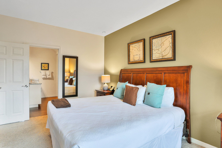 Room 4, Luxurious Townhome W/ Free Wifi, Themed Kids Room & Shared Resort-style Pool, Osceola