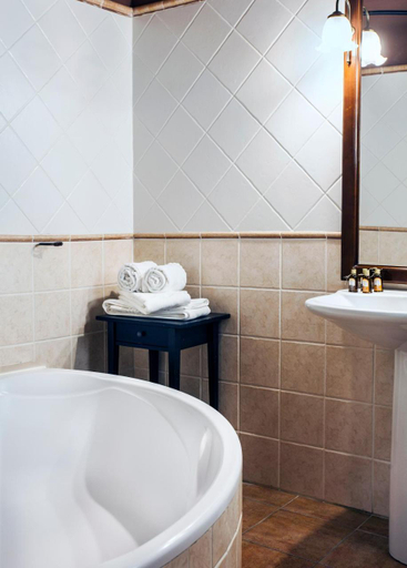 Bathroom 5, Hostal La Plaça, Lleida