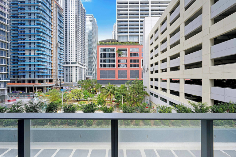 Room 2, NOK Urban Studio in Prime Miami Location, Miami-Dade