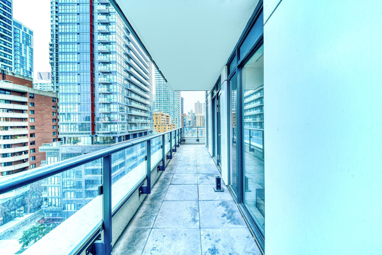 Property grounds 4, Haven on Bay - DT, Toronto